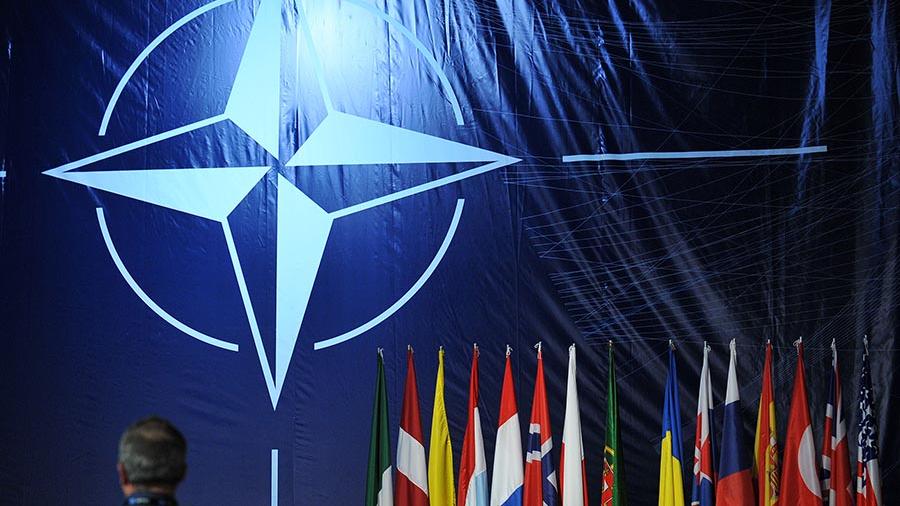 Евросоюз предрек блокировку вступления Украины в НАТО в случае автономии Донбасса