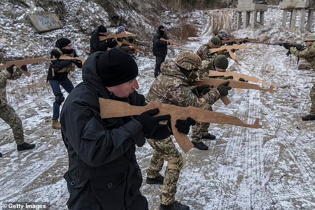 Украинской обороне предсказали крах в течение трёх дней